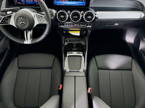 New 2026 Mercedes-Benz GLB 250 image 17