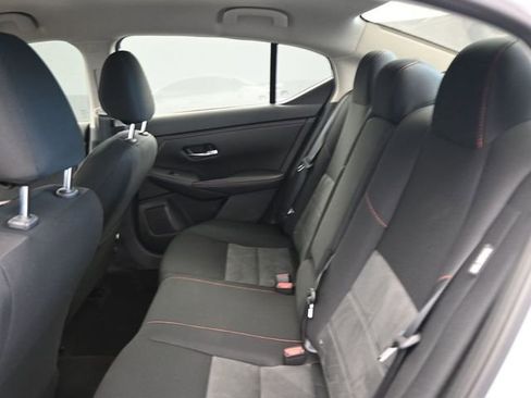 Used 2025 Nissan Sentra SR image 21
