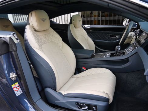 Used 2023 Bentley Continental GT Mulliner image 27