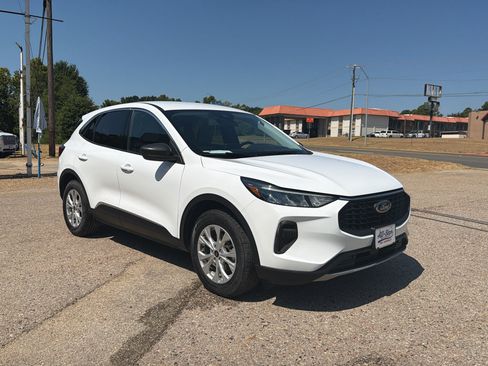 Used 2024 Ford Escape Active FWD image 14