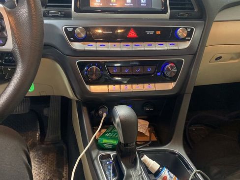 Used 2019 Hyundai Sonata SE image 8