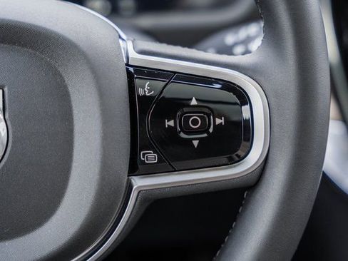 New 2026 Volvo XC90 T8 Plus w/ Protection Package Premier image 26