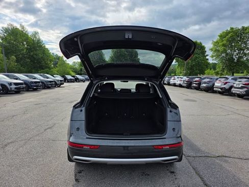 Used 2019 Audi Q5 2.0T Premium Plus w/ Premium Plus Package AWD/4WD image 10