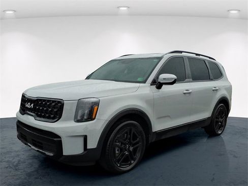 Used 2024 Kia Telluride EX X-Line image 2