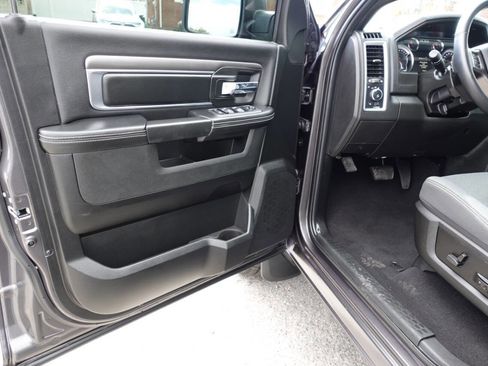 Used 2023 RAM 1500 Classic Warlock image 16