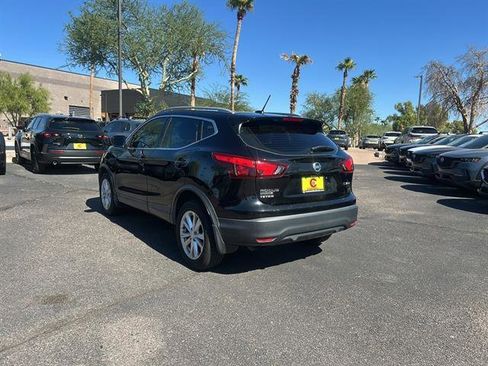 Used 2018 Nissan Rogue Sport SV w/ SV All-Weather Package image 5
