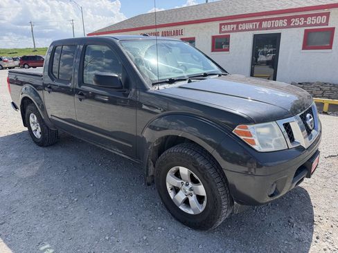 Used 2012 Nissan Frontier SV w/ SV Premium Utility Pkg AWD/4WD image 1