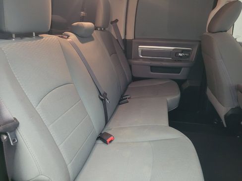Used 2019 RAM 1500 Classic SLT AWD/4WD image 19