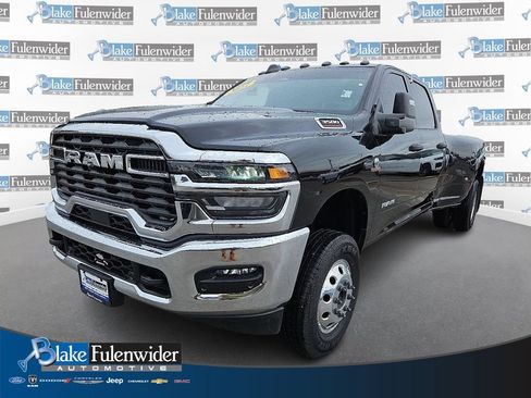 Used 2025 RAM 3500 Lone Star AWD/4WD image 1