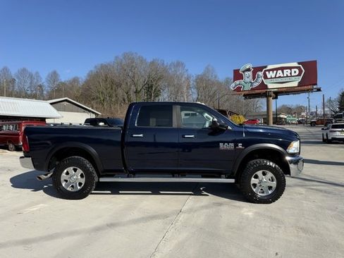 Used 2014 RAM 3500 SLT w/ Luxury Group image 3