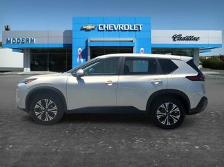 Used 2023 Nissan Rogue SV FWD video 2