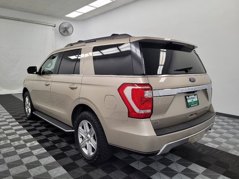 Used 2018 Ford Expedition XLT w/ Equipment Group 202A RWD image 5