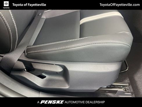 New 2026 Toyota Camry SE image 10