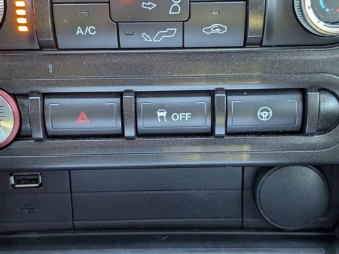 Used 2019 Ford Mustang GT image 22