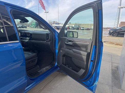 Used 2022 Chevrolet Silverado 1500 LTZ image 26