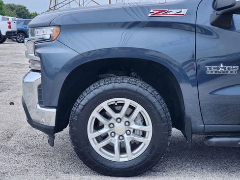 Used 2021 Chevrolet Silverado 1500 LT w/ Z71 Off-Road Package AWD/4WD image 8
