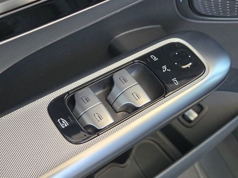 Certified 2026 Mercedes-Benz GLC 300 image 24