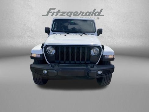 Used 2023 Jeep Gladiator Overland w/ Popular Equipment Package AWD/4WD image 5