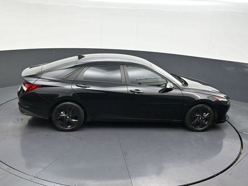 Used 2023 Hyundai Elantra SEL FWD image 27