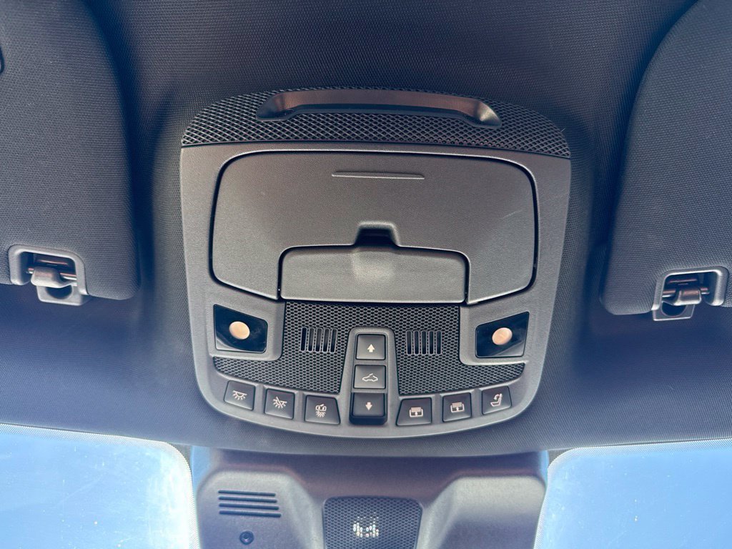 Used 2024 Lincoln Navigator L Reserve w/ Monochromatic Package AWD/4WD image 11
