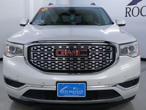 Used 2019 GMC Acadia Denali w/ Technology Package image 2