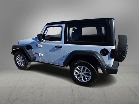 Used 2023 Jeep Wrangler Sport S image 6