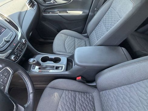 Used 2020 Chevrolet Equinox LT AWD/4WD image 19