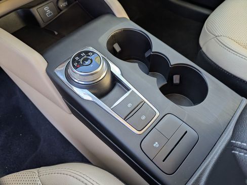 Certified 2022 Ford Escape SEL w/ Technology Package image 22