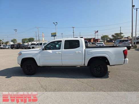 Certified 2023 Toyota Tacoma SR image 24