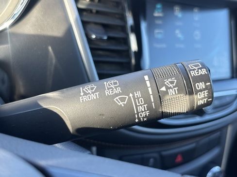 Used 2017 Chevrolet Trax LS image 19