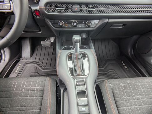 Used 2025 Honda HR-V Sport image 20