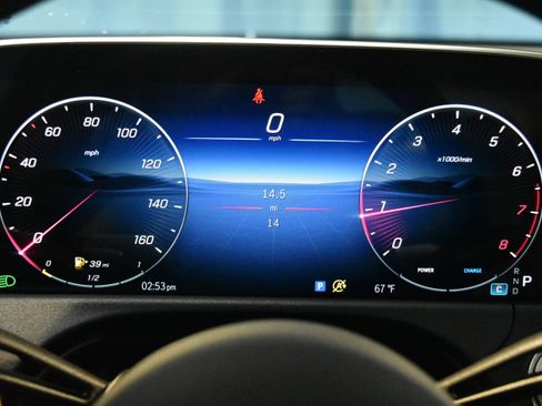 New 2026 Mercedes-Benz E 350 4MATIC Sedan image 16