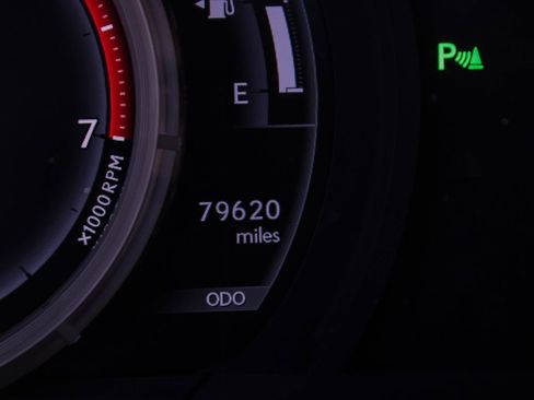 Used 2018 Lexus IS 300 F Sport RWD image 29