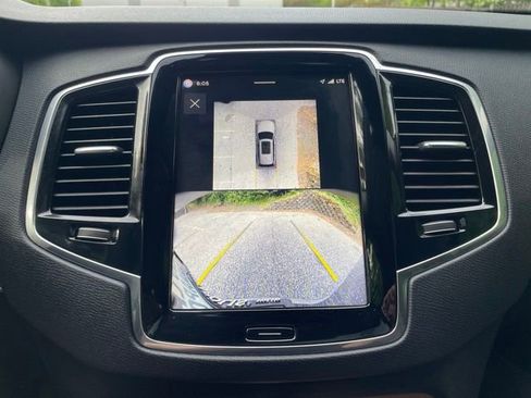 Certified 2025 Volvo XC90 T8 Plus AWD/4WD image 23