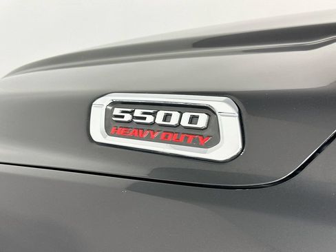 Used 2023 RAM 5500 Laramie AWD/4WD image 28