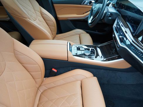 Used 2026 BMW X5 xDrive40i image 12