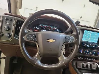 Used 2015 Chevrolet Silverado 2500 High Country AWD/4WD image 13