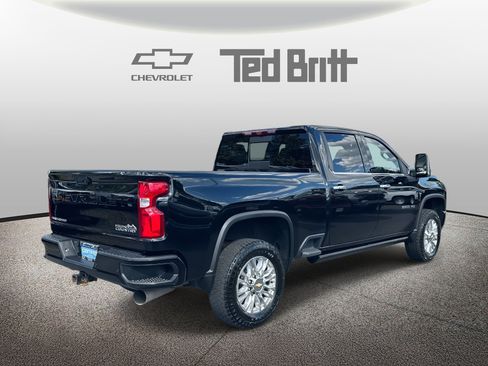 Used 2022 Chevrolet Silverado 3500 High Country w/ Z71 Off-Road Package image 2