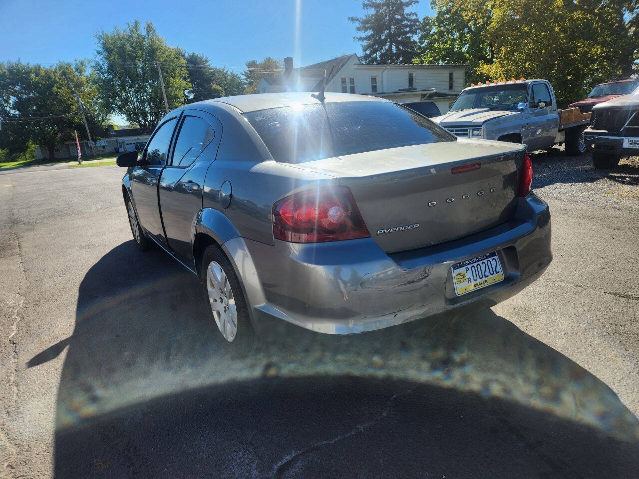 Used 2013 Dodge Avenger SE FWD image 7