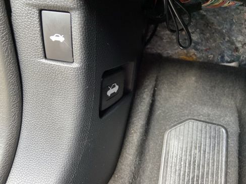 Used 2023 Honda Accord EX-L image 45
