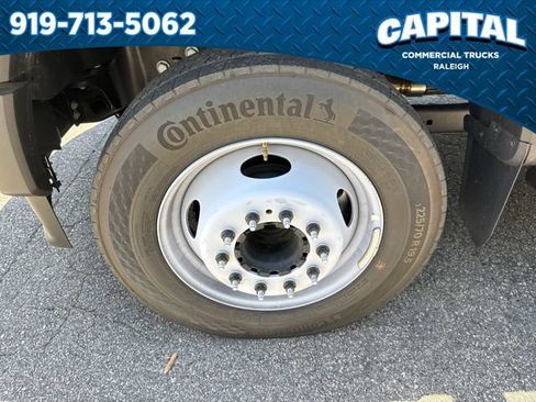New 2025 Ford F450 XL w/ XL Chrome Package RWD image 13