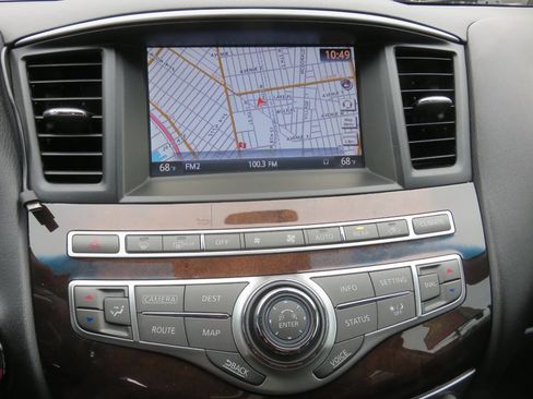 Used 2014 INFINITI QX60 AWD w/ Deluxe Touring Package image 17