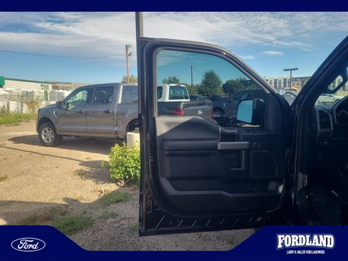 Used 2019 Ford F150 Raptor w/ Equipment Group 802A Luxury AWD/4WD image 13