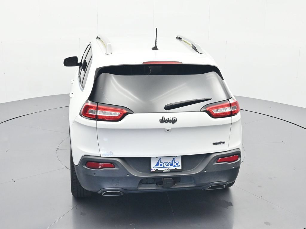 Used 2016 Jeep Cherokee Latitude FWD image 34