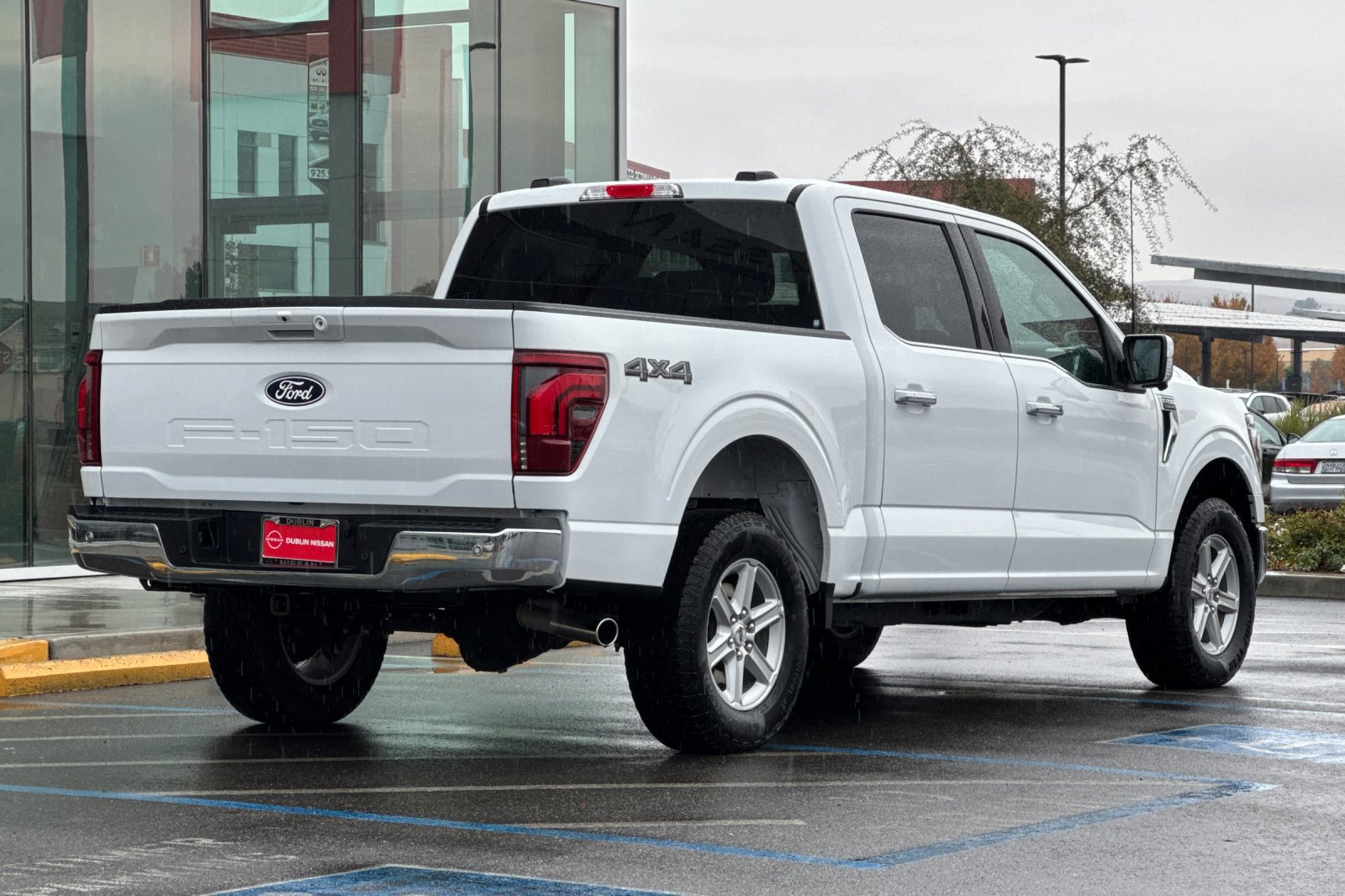 Used 2025 Ford F150 Lariat AWD/4WD image 4