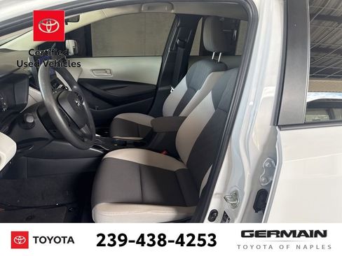 Used 2024 Toyota Corolla LE w/ LE Convenience Package image 12