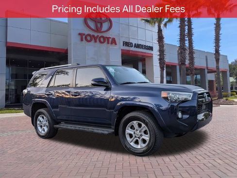 Used 2020 Toyota 4Runner SR5 Premium w/ Moonroof Package AWD/4WD image 1