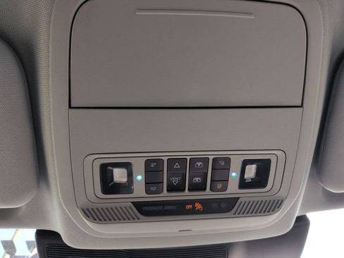 Certified 2023 Ford Explorer XLT w/ Equipment Group 202A AWD/4WD image 43