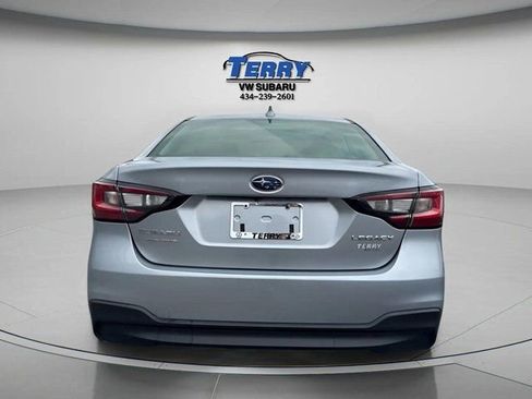 Used 2022 Subaru Legacy image 3