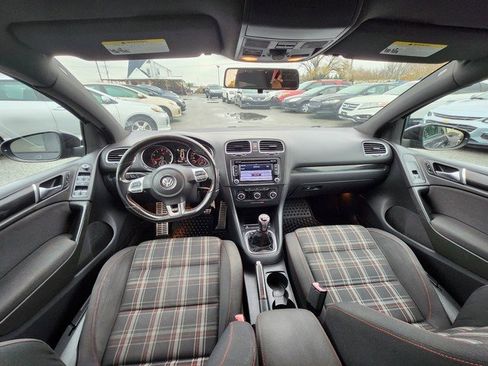 Used 2013 Volkswagen Golf 4-Door image 18